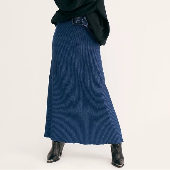 NWT Free People Navy Blue Shine Bright Ribbed Maxi Skirt M - Picture 1 of 2